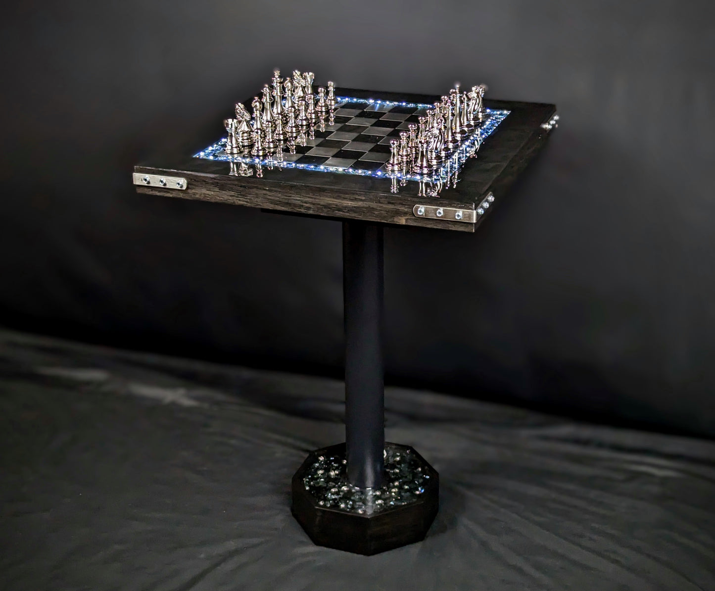 "The Knight" Chess Table